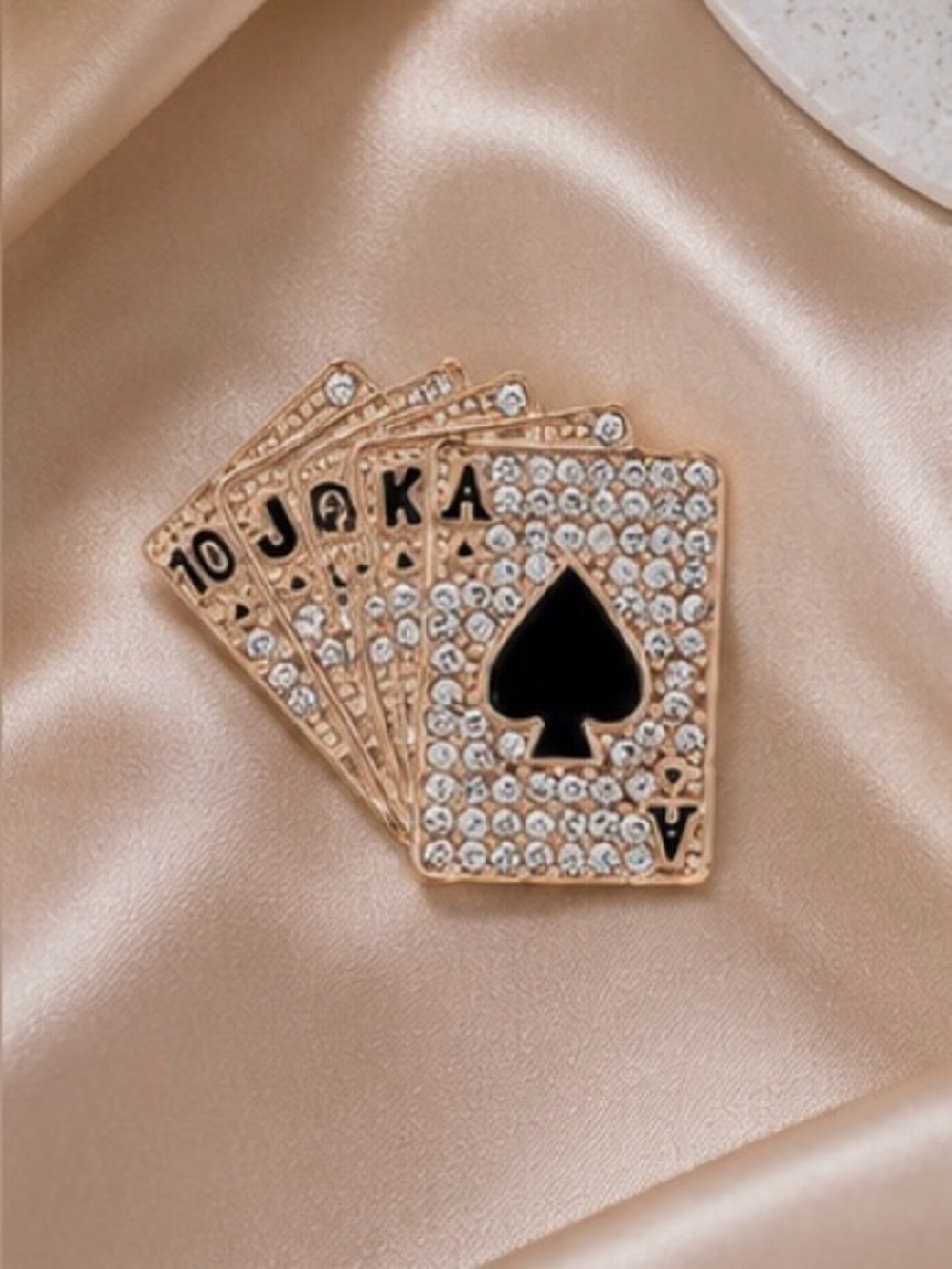 Sparkling Royal Flush Poker Card Brooch Pin Gold Tone Rhinestone